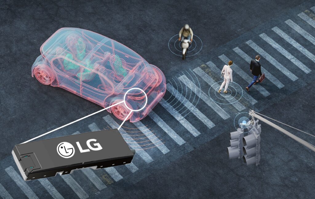 The single electronic module supports multiple IVI systems and ADAS/AD domain integration